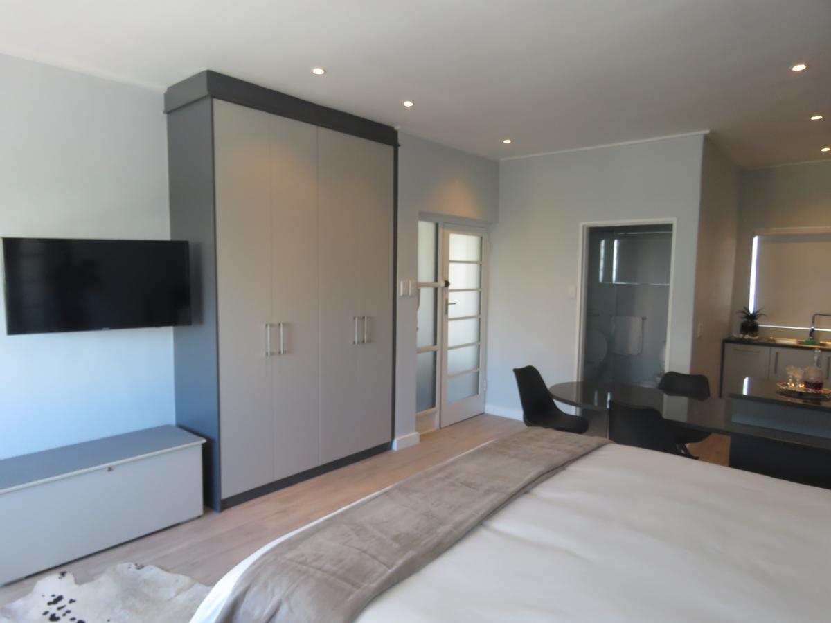Oranjehof Studios Cape Town Bagian luar foto